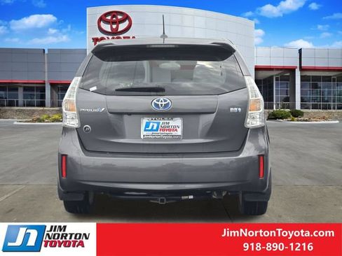 Used 2012 Toyota Prius V Five FWD image 7