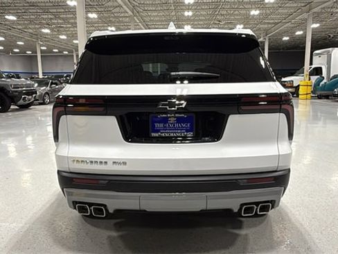 New 2026 Chevrolet Traverse LT w/ Driver Confidence Package image 5