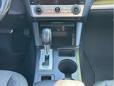 Used 2016 Subaru Outback 2.5i Limited image 18