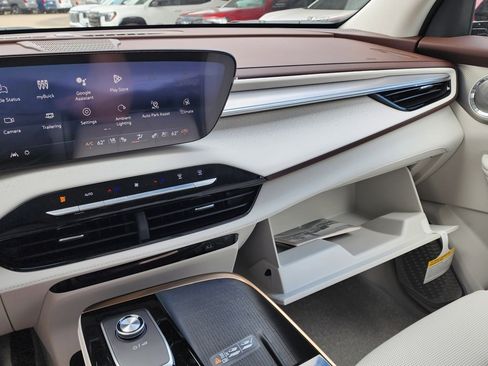 New 2026 Buick Enclave Avenir w/ Super Cruise Package image 36