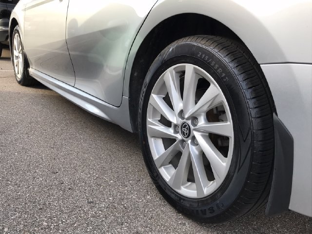 Used 2024 Toyota Camry SE FWD image 11
