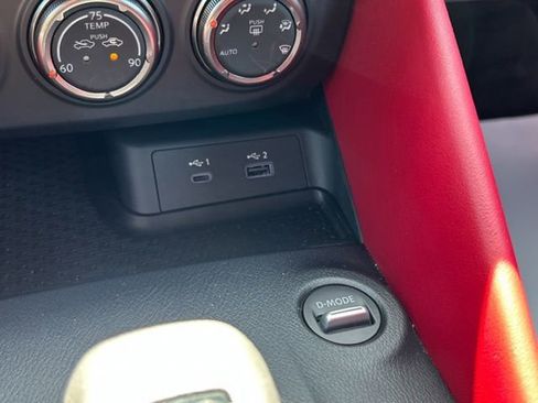 Used 2024 Nissan Z Performance w/ Floor Mat Package RWD image 39