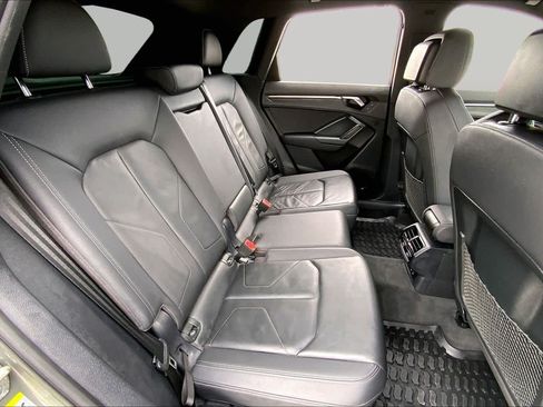 Used 2021 Audi Q3 2.0T Premium Plus w/ Premium Plus Package AWD/4WD image 19