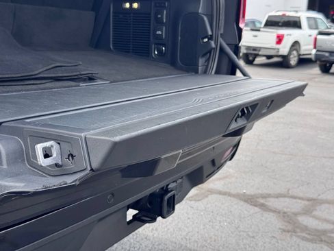 Used 2025 Ford Expedition Active AWD/4WD image 48