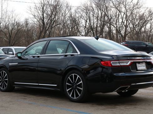 Used 2020 Lincoln Continental Reserve image 17