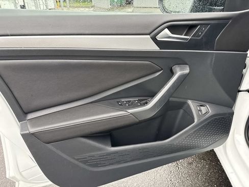 Certified 2024 Volkswagen Jetta Sport FWD image 7