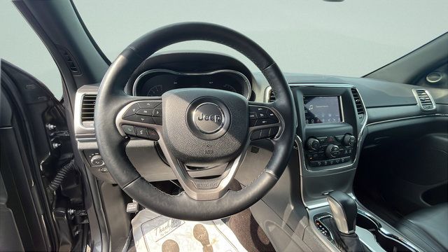 Used 2018 Jeep Grand Cherokee Limited AWD/4WD image 13