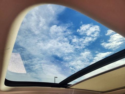 Certified 2023 Volvo XC60 B6 Ultimate w/ Protection Package Premier image 26