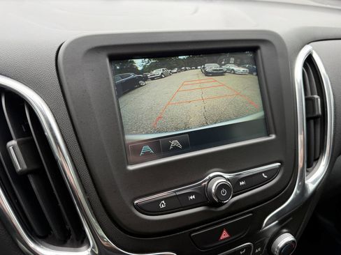 Used 2018 Chevrolet Equinox LT AWD/4WD image 21