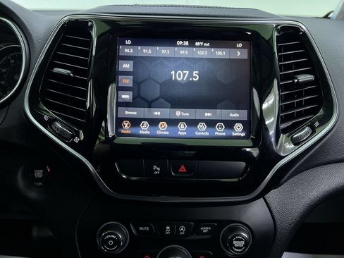 Used 2020 Jeep Cherokee Limited AWD/4WD image 22