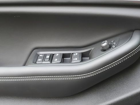New 2025 Jeep Grand Cherokee Laredo RWD image 21