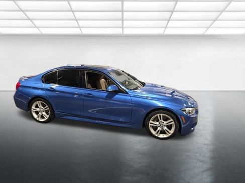 Used 2016 BMW 328i Sedan RWD image 3