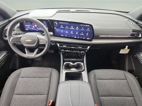 New 2026 Chevrolet Traverse LT w/ Driver Confidence Package FWD image 10