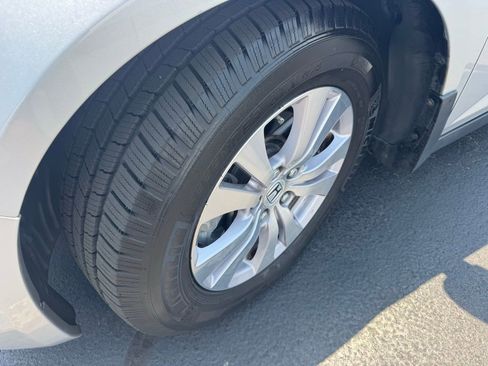 Used 2014 Honda Odyssey EX-L image 14