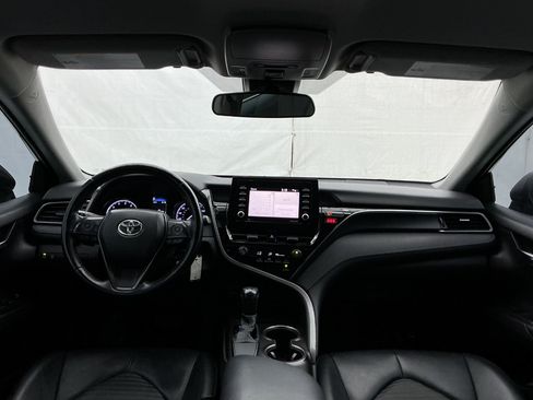 Used 2021 Toyota Camry SE FWD image 27
