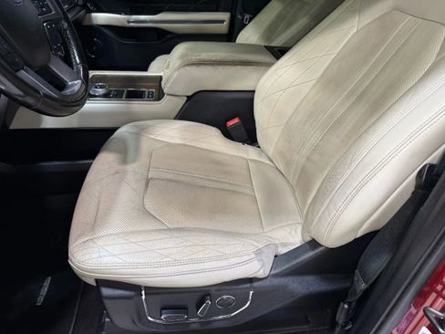 Used 2019 Ford Expedition Platinum image 23