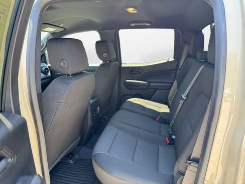Used 2024 Chevrolet Colorado Trail Boss AWD/4WD image 16