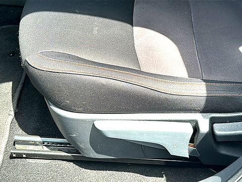 Used 2025 Nissan Sentra SR w/ Midnight Edition FWD image 15