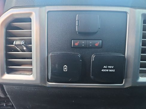 Used 2018 Ford F150 Platinum w/ Trailer Tow Package image 19