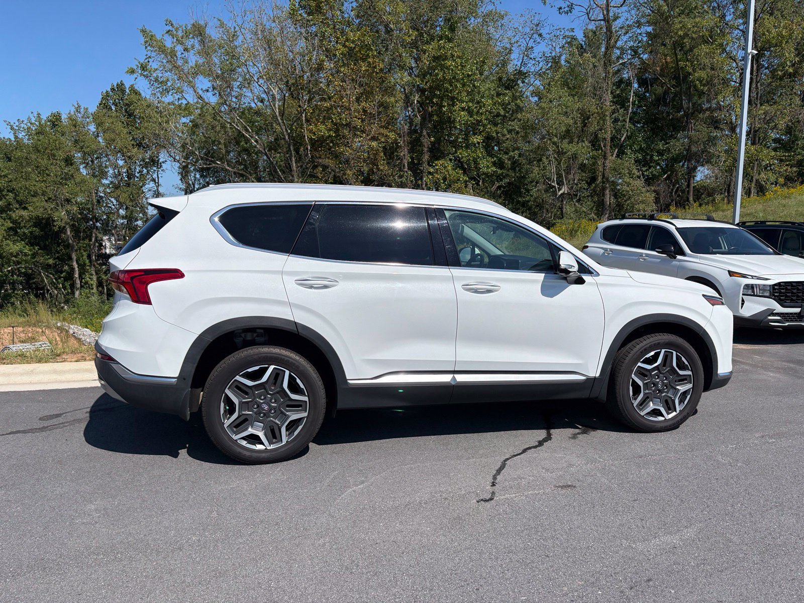 Used 2023 Hyundai Santa Fe Limited AWD/4WD image 8