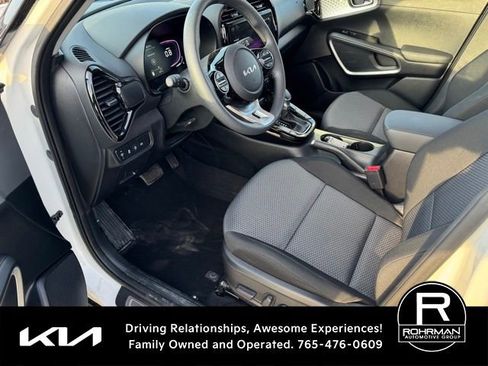 Used 2025 Kia Soul S image 8