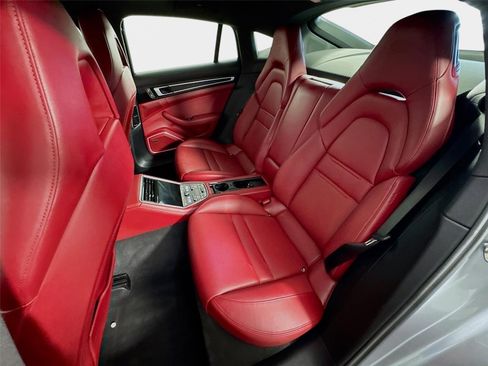 Used 2022 Porsche Panamera 4 Platinum Edition AWD/4WD image 24