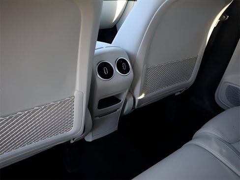 New 2026 Mercedes-Benz GLA 250 4MATIC image 23