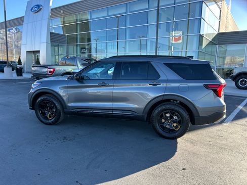 New 2026 Ford Explorer Tremor w/ Tremor Convenience Package image 9