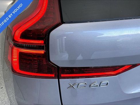 Used 2026 Volvo XC60 B5 Plus AWD/4WD image 34