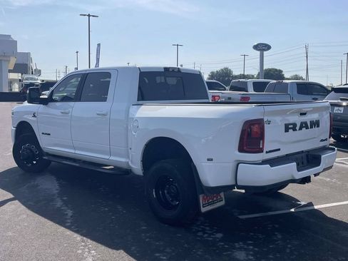 Used 2025 RAM 3500 Laramie w/ Night Edition AWD/4WD image 5