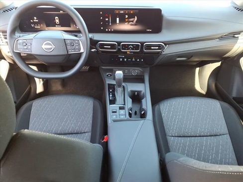 New 2026 Nissan Sentra SV w/ SV Convenience Package FWD image 23
