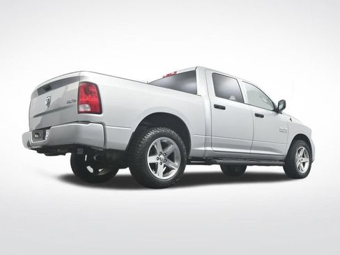 Used 2017 RAM 1500 Express AWD/4WD image 34