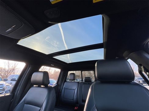 Used 2025 Ford F150 Lariat w/ Equipment Group 501A Mid image 30