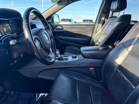 Used 2019 Jeep Grand Cherokee Overland image 13