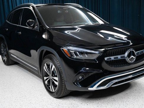 Certified 2026 Mercedes-Benz GLA 250 image 3
