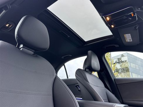 Certified 2023 Mercedes-Benz C 300 Sedan image 18