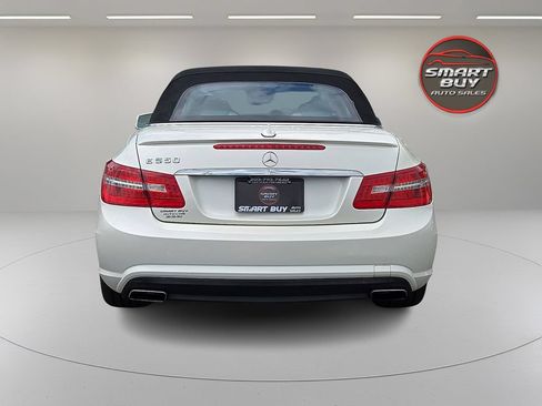 Used 2011 Mercedes-Benz E 550 Cabriolet image 6