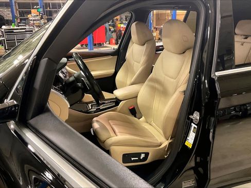 Used 2021 BMW X3 sDrive30i image 7