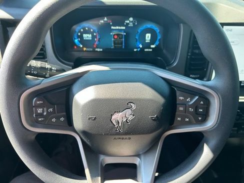 Used 2025 Ford Bronco 2-Door w/ Sasquatch Package AWD/4WD image 23