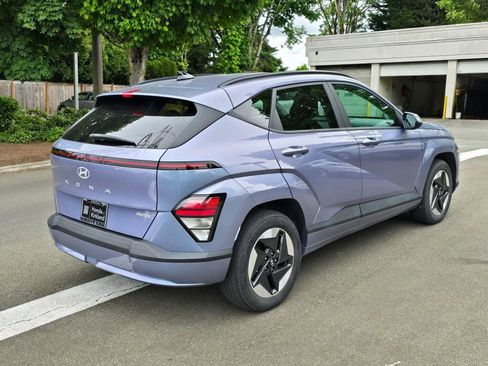 Used 2024 Hyundai Kona SEL FWD image 7