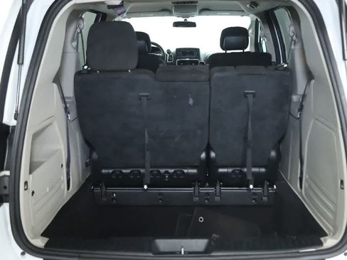 Used 2016 Dodge Grand Caravan SE w/ Quick Order Package 29E SE FWD image 28