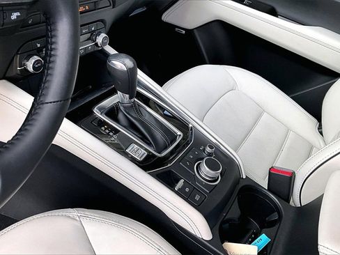 Certified 2025 MAZDA CX-5 AWD 2.5 S w/ Premium Plus Pkg image 10