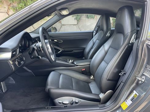 Used 2013 Porsche 911 Carrera S RWD image 6