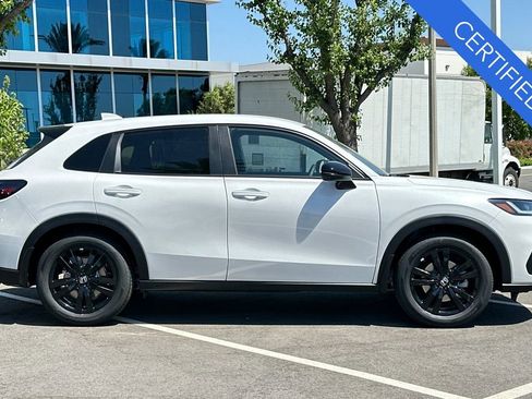 Used 2026 Honda HR-V Sport image 3