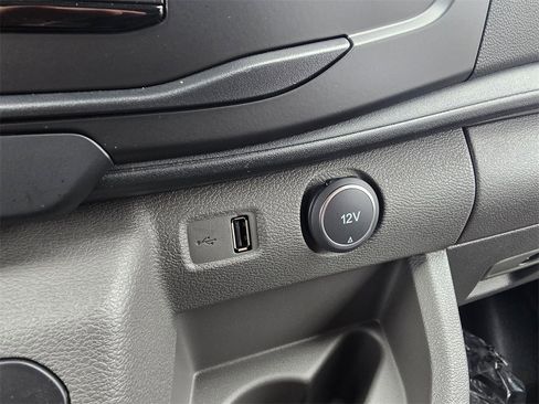 Used 2023 Ford E-Transit Low Roof image 20