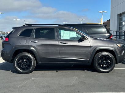 Used 2022 Jeep Cherokee Trailhawk w/ Trailer Tow Group