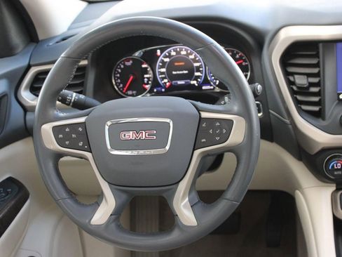 Used 2021 GMC Acadia Denali w/ Denali Technology Package image 16