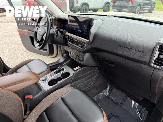 Used 2025 Ford Bronco Sport Outer Banks w/ Outer Banks Tech Package+ AWD/4WD image 37