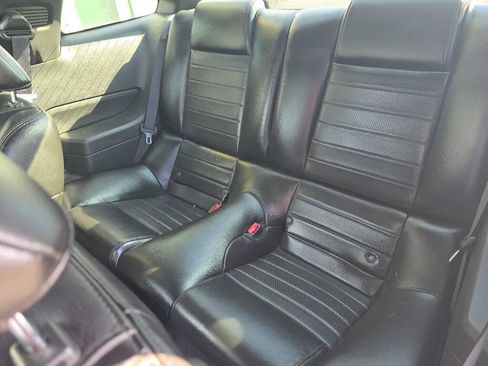 Used 2007 Ford Mustang GT RWD image 5