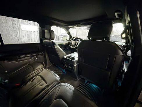 Used 2020 Ford Expedition Max Limited image 11